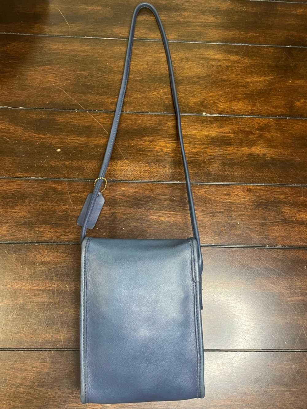 Vintage Coach Blue Leather Scooter Bag - Picture 3 of 15